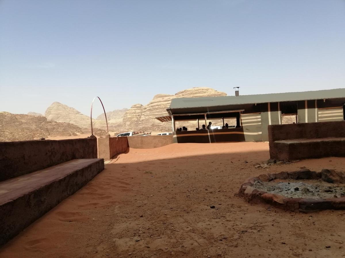 Omar Ghazi Camp Hotel Wadi Rum Exterior photo