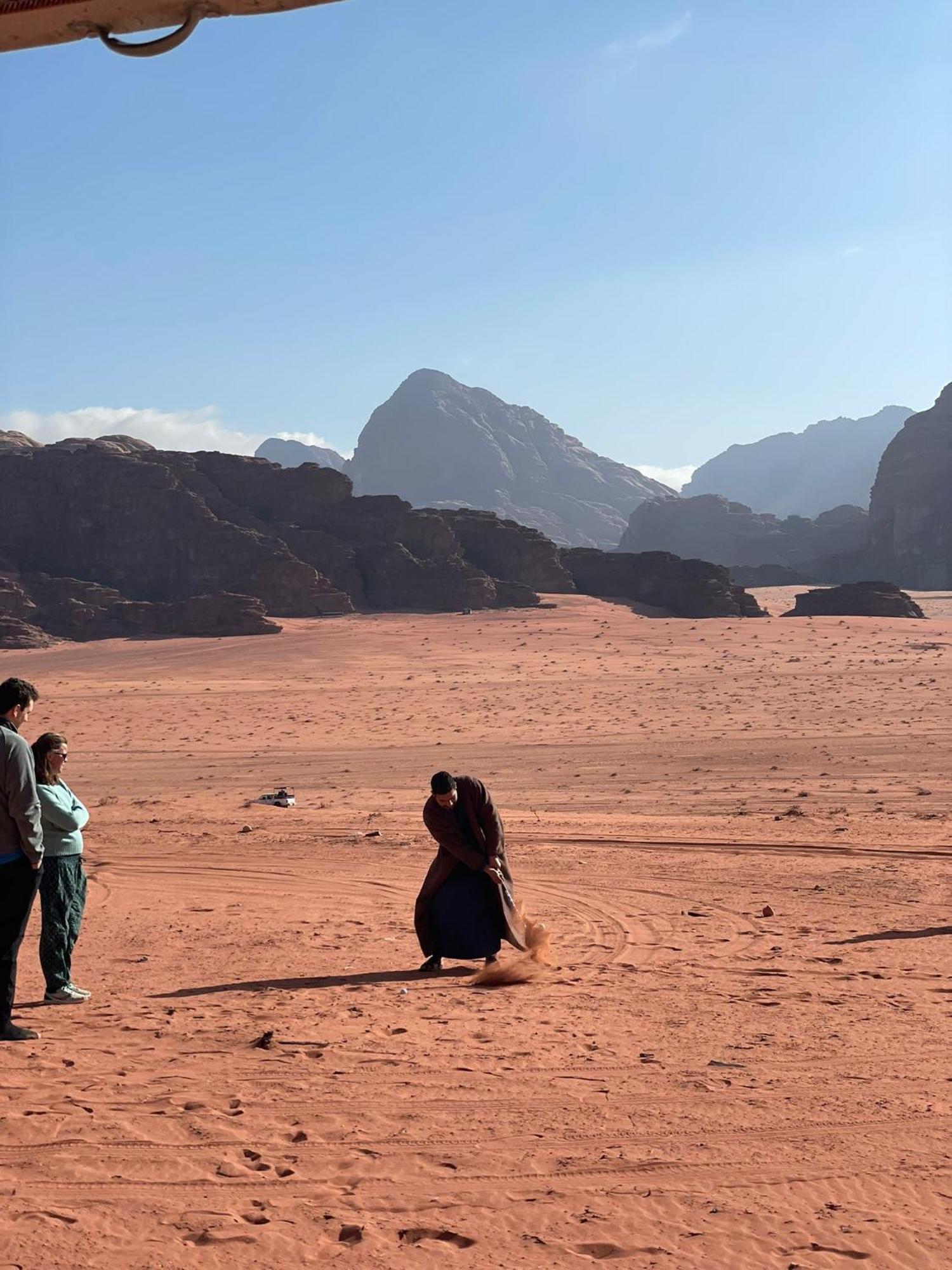 Omar Ghazi Camp Hotel Wadi Rum Exterior photo