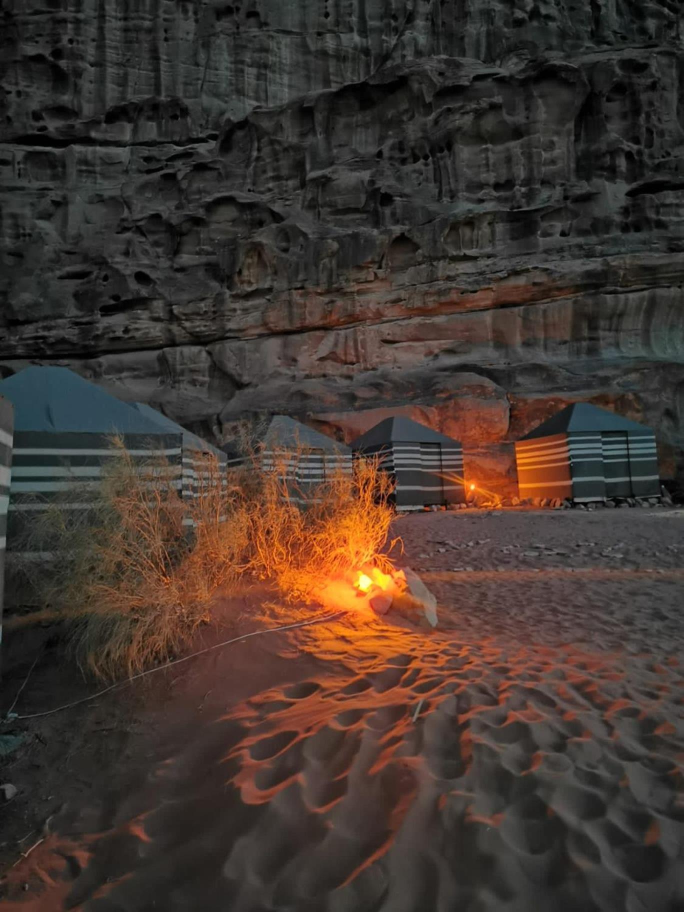 Omar Ghazi Camp Hotel Wadi Rum Exterior photo