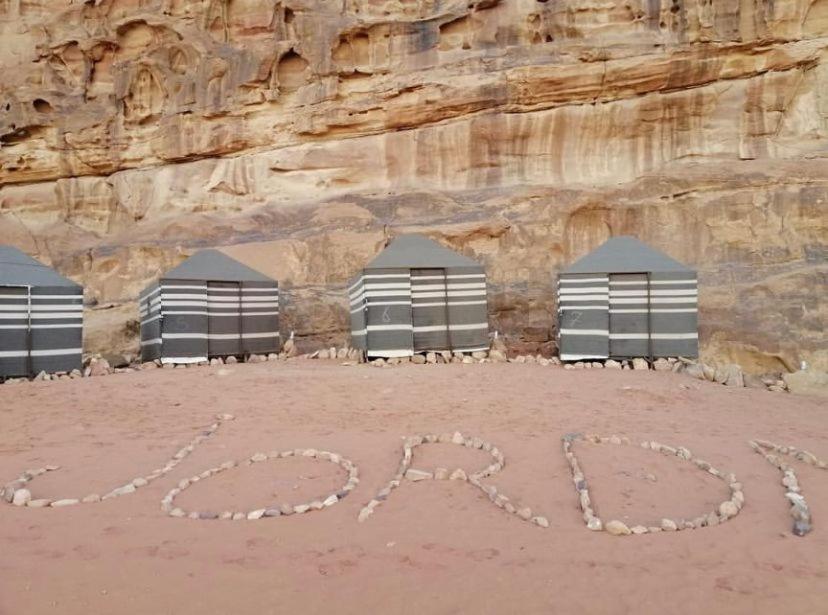 Omar Ghazi Camp Hotel Wadi Rum Exterior photo