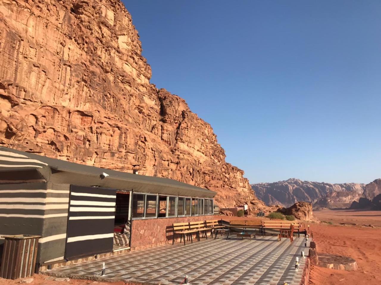 Omar Ghazi Camp Hotel Wadi Rum Exterior photo