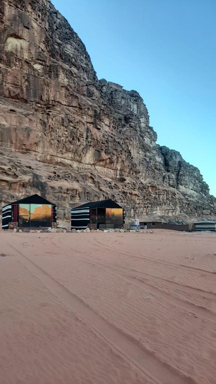 Omar Ghazi Camp Hotel Wadi Rum Exterior photo