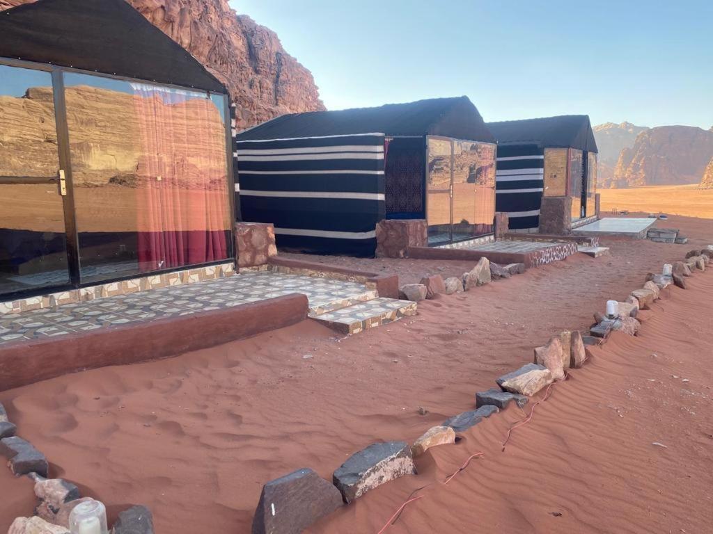 Omar Ghazi Camp Hotel Wadi Rum Exterior photo