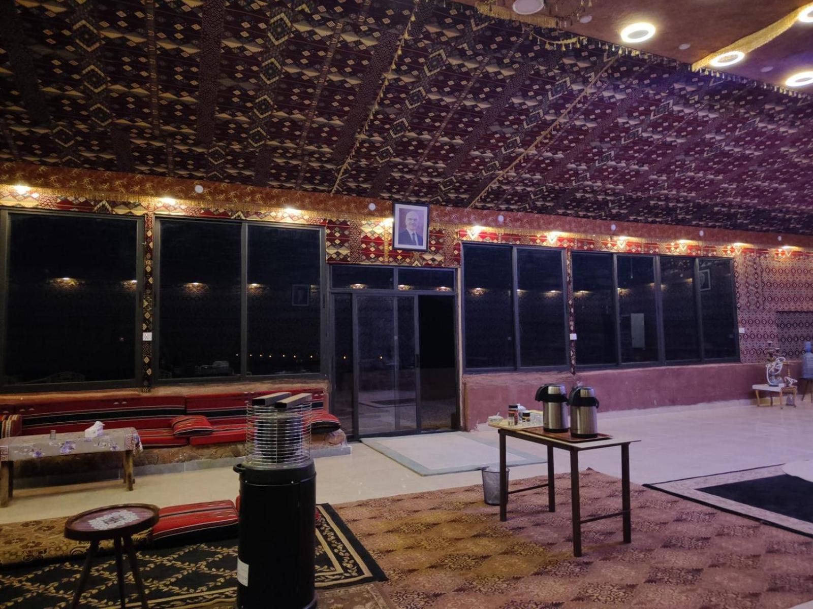 Omar Ghazi Camp Hotel Wadi Rum Exterior photo