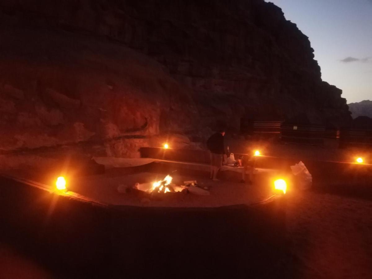 Omar Ghazi Camp Hotel Wadi Rum Exterior photo